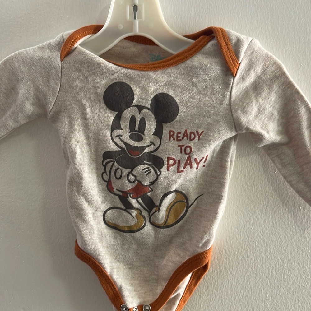 Baby wear 
3-6 months
